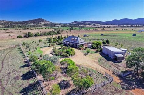 hobby farm for sale tasmania.